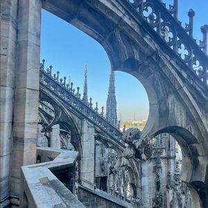 Meet your Posher, Camila